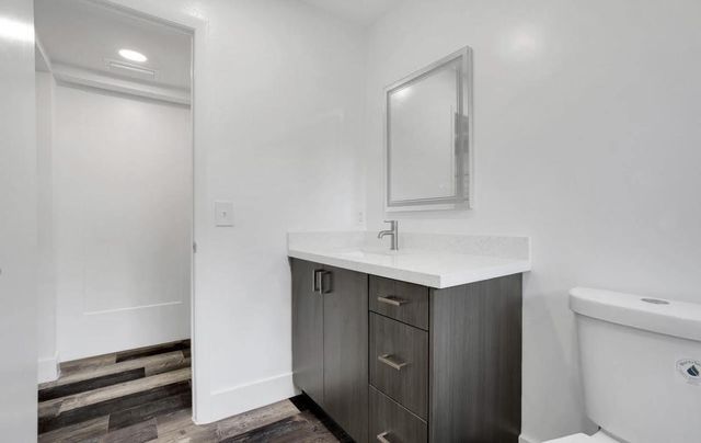 4143 Palm Bay Circle A, West Palm Beach, FL 33406