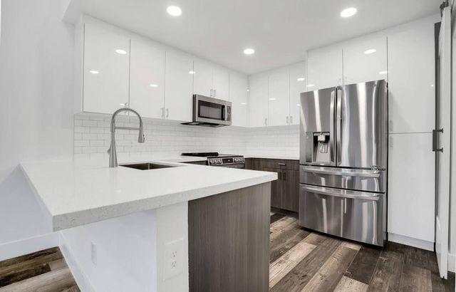 4143 Palm Bay Circle A, West Palm Beach, FL 33406