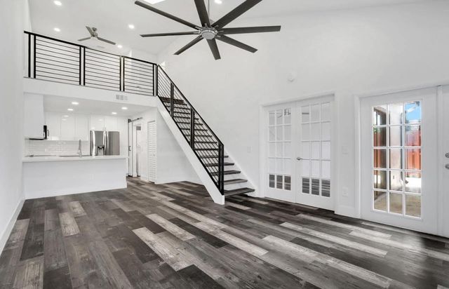 4143 Palm Bay Circle A, West Palm Beach, FL 33406