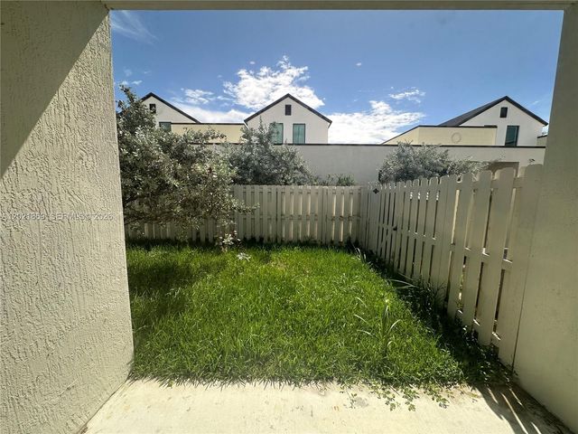 23935 SW 110th Ct 23935, Homestead, FL 33032