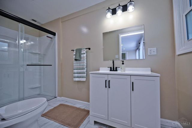 1102 Heatherstone Way, Miami Twp, OH 45150