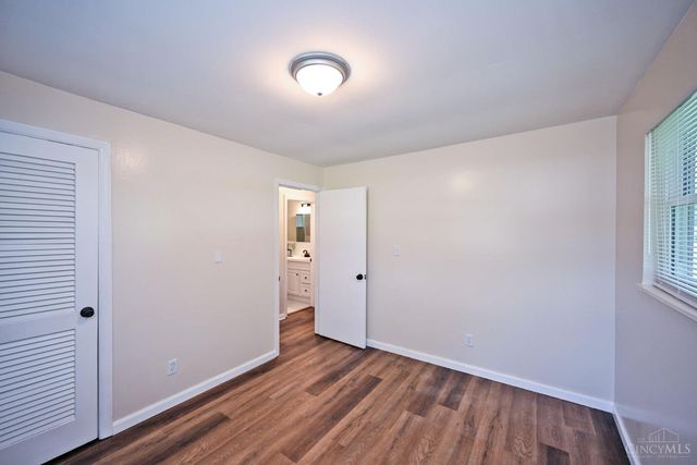 1102 Heatherstone Way, Miami Twp, OH 45150