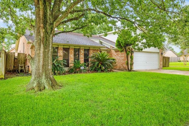 9806 Sagecastle Lane, Houston, TX 77089