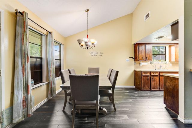 9806 Sagecastle Lane, Houston, TX 77089