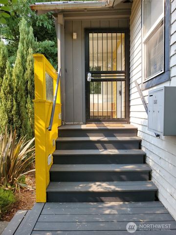 2424 S Graham Street, Seattle, WA 98108