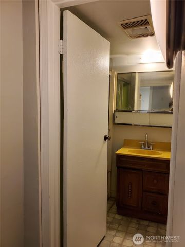 2424 S Graham Street, Seattle, WA 98108