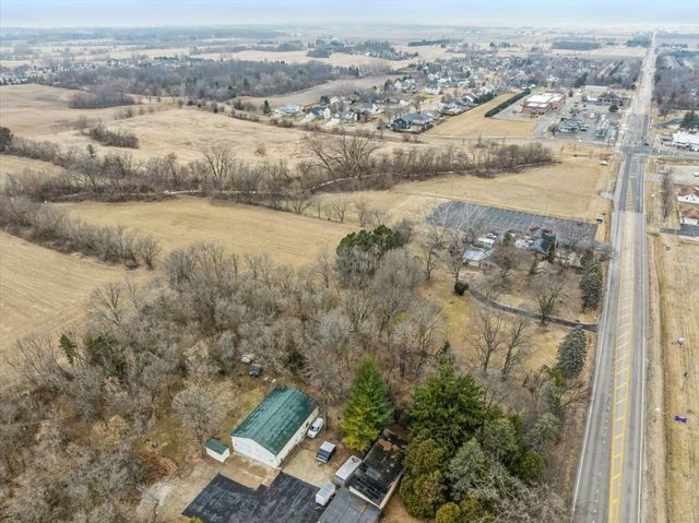131 Oak Knoll Drive, Hampshire, IL 60140