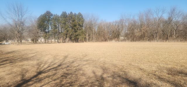131 Oak Knoll Drive, Hampshire, IL 60140