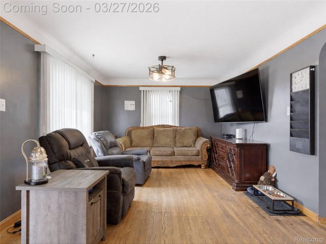 4208 Joyce Avenue, Waterford Charter Township, MI 48329