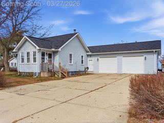 4208 Joyce Avenue, Waterford Charter Township, MI 48329
