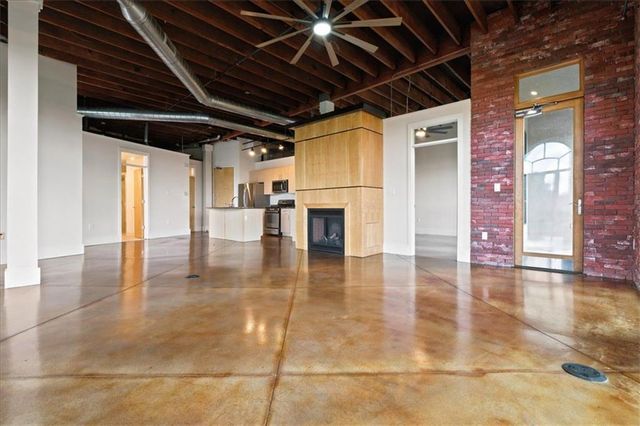 319 SE Atlanta Street 401, Marietta, GA 30060