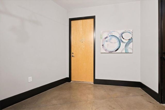 319 SE Atlanta Street 401, Marietta, GA 30060