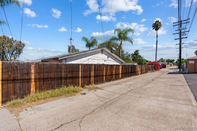 6821-23 Mohawk St, San Diego, CA 92115