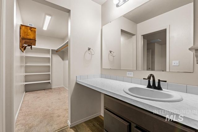 5506 Barkley Way, Caldwell, ID 83607