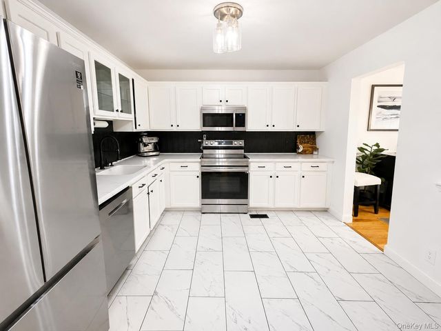 84 Sparrow Ridge Road 17C, Carmel, NY 10512