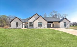 1410 River Point Road, Fayetteville, AR 72703
