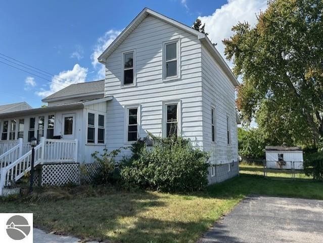 105 Wadsworth Street, East Tawas, MI 48730