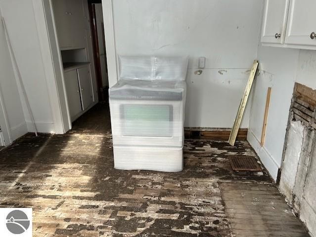 105 Wadsworth Street, East Tawas, MI 48730