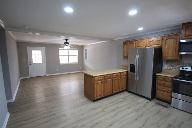 580 County Road 461, Englewood, TN 37329