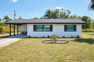 1922 Flamingo DR, North Fort Myers, FL 33917