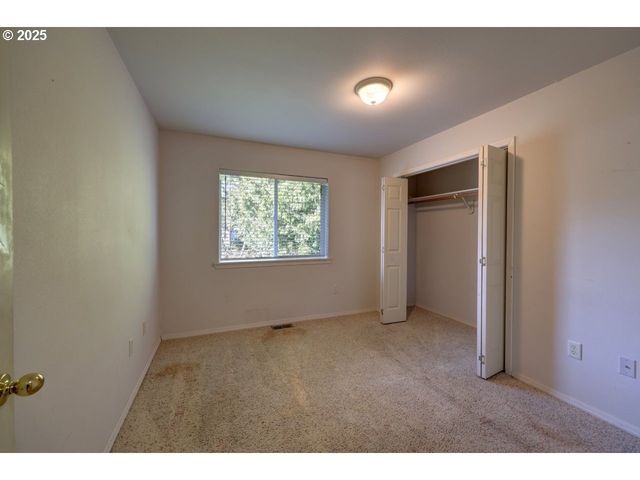 618 7TH Ave, Hammond, OR 97121