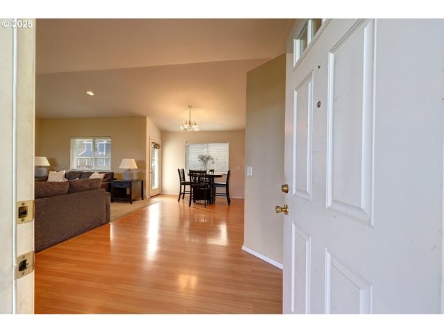 618 7TH Ave, Hammond, OR 97121