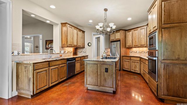 179 Silverado, New Braunfels, TX 78132