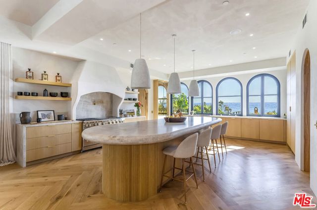 30125 Harvester Road, Malibu, CA 90265