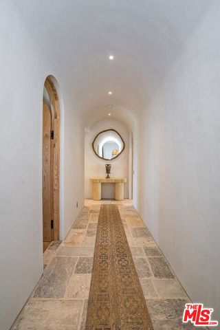 30125 Harvester Road, Malibu, CA 90265