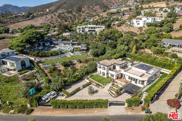 30125 Harvester Road, Malibu, CA 90265