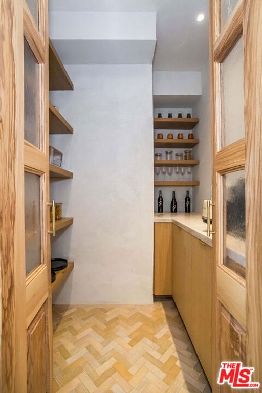 Image 13 of property listing at 30125 Harvester Road, Malibu, CA 90265