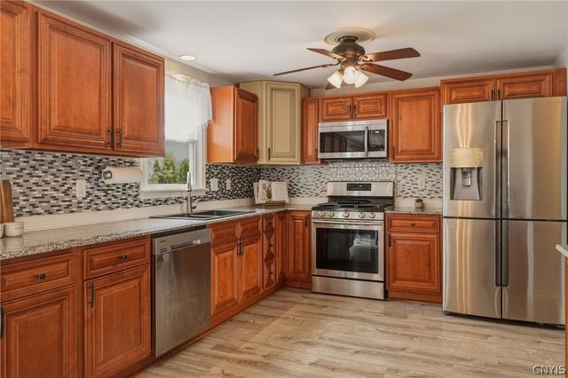 8167 Cicero Mills Road, Cicero, NY 13039
