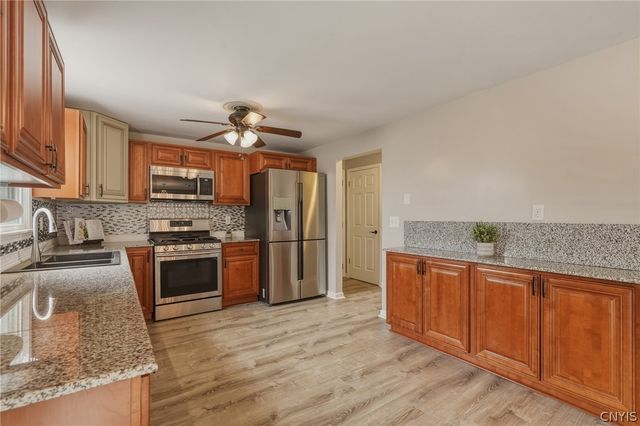 8167 Cicero Mills Road, Cicero, NY 13039