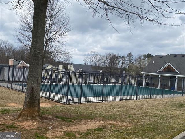 4680 PARKWAY Circle, Atlanta, GA 30349