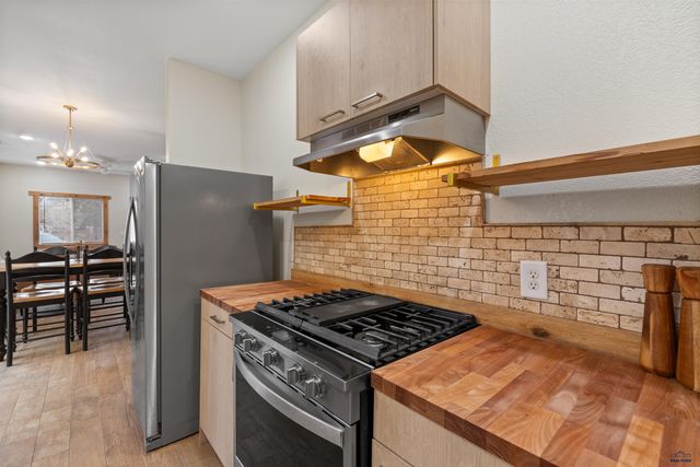 816 4TH, Rapid City, SD 57701