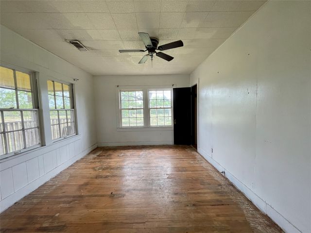3250 N Clack Street, Abilene, TX 79601