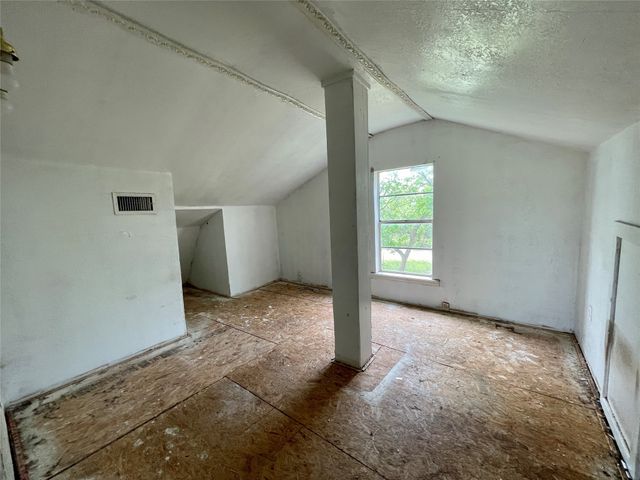 3250 N Clack Street, Abilene, TX 79601