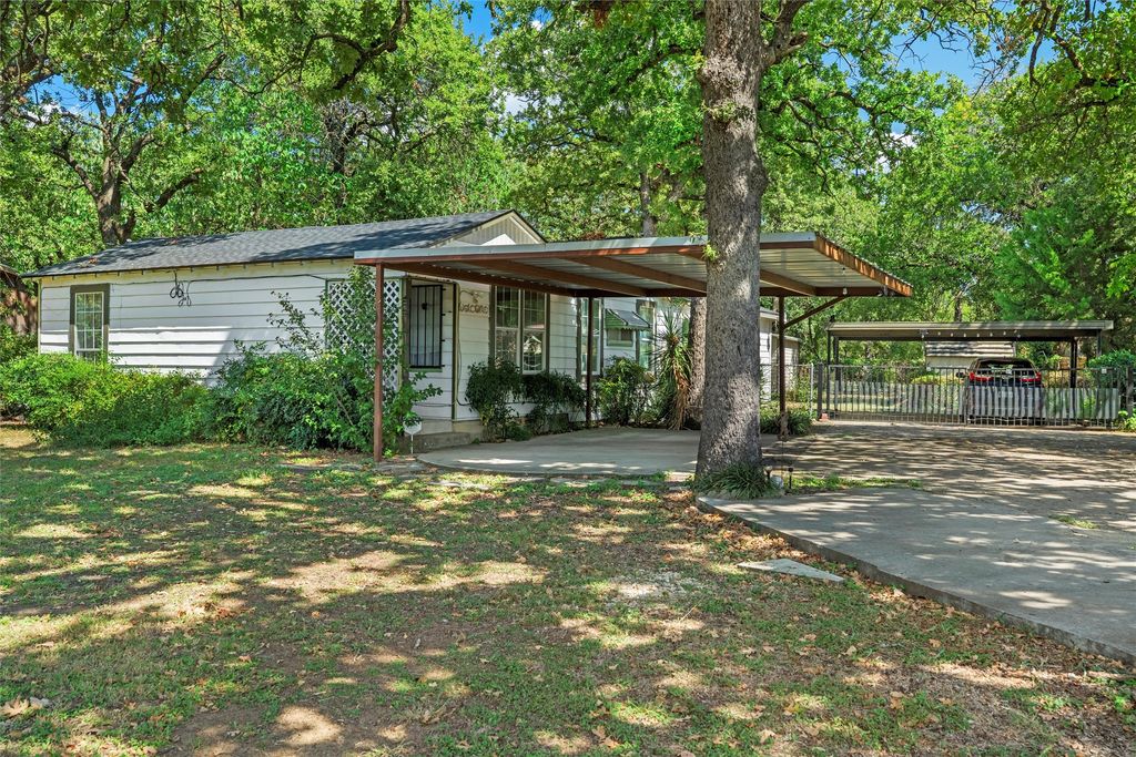 5325 trentman Street, Fort Worth, TX 76119 — exterior