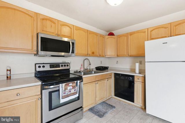 10601 MEADOWLARK LN, Spotsylvania, VA 22553