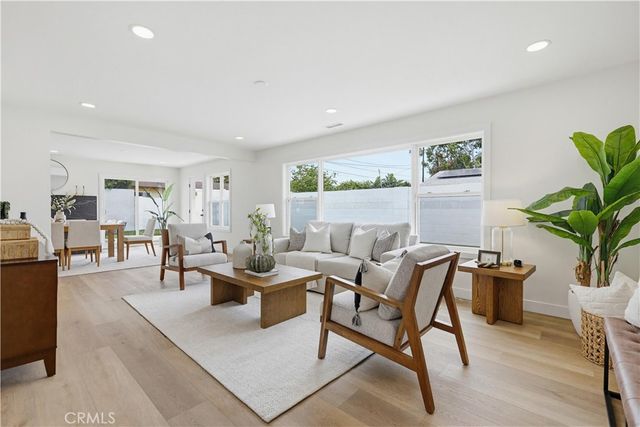 2515 E Orange Grove, Orange, CA 92867