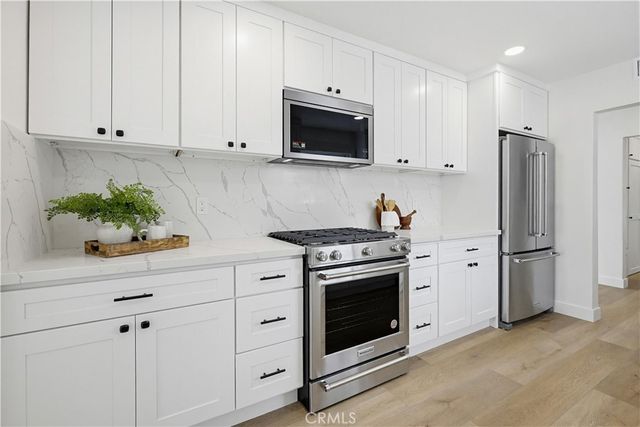2515 E Orange Grove, Orange, CA 92867