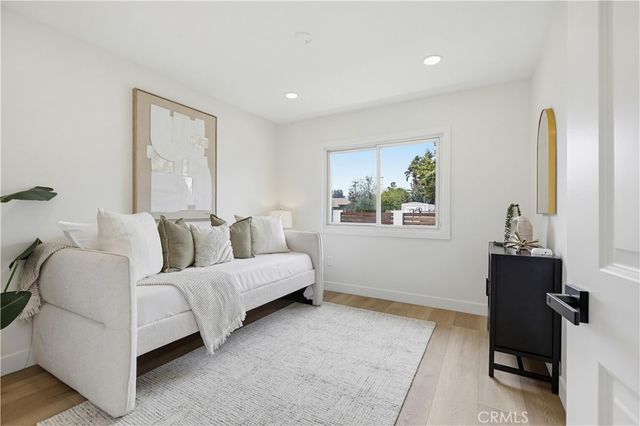 2515 E Orange Grove, Orange, CA 92867