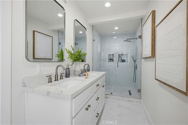 2515 E Orange Grove, Orange, CA 92867