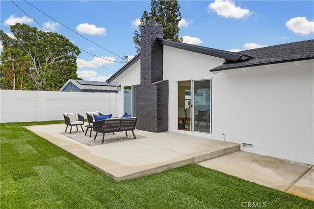 2515 E Orange Grove, Orange, CA 92867