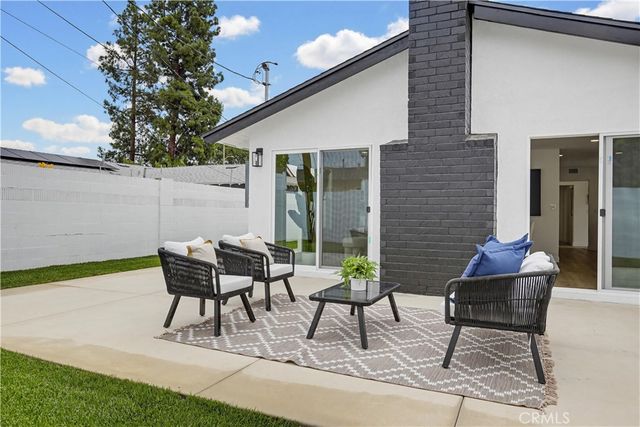 2515 E Orange Grove, Orange, CA 92867