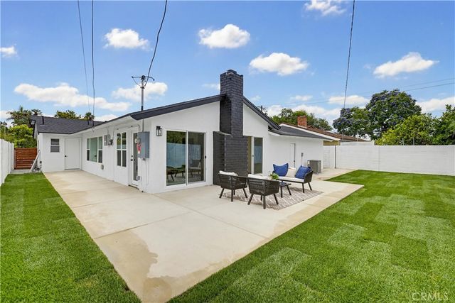 2515 E Orange Grove, Orange, CA 92867