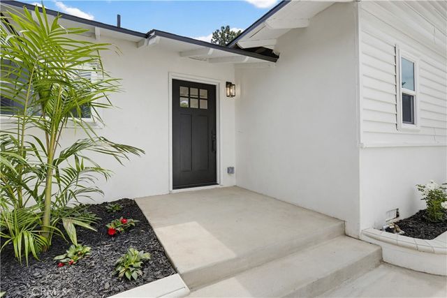2515 E Orange Grove, Orange, CA 92867