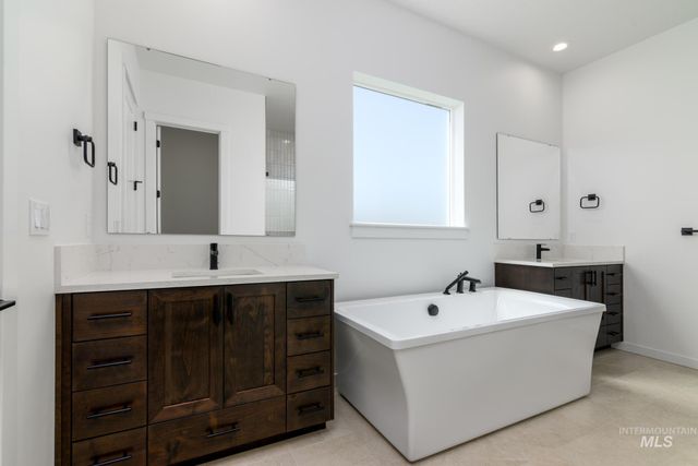 7025 W Alveo Dr, Eagle, ID 83616