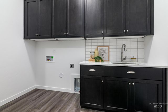 7025 W Alveo Dr, Eagle, ID 83616