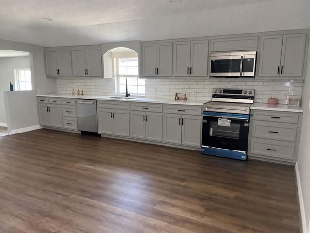 3434 Easy Street, Houston, TX 77026